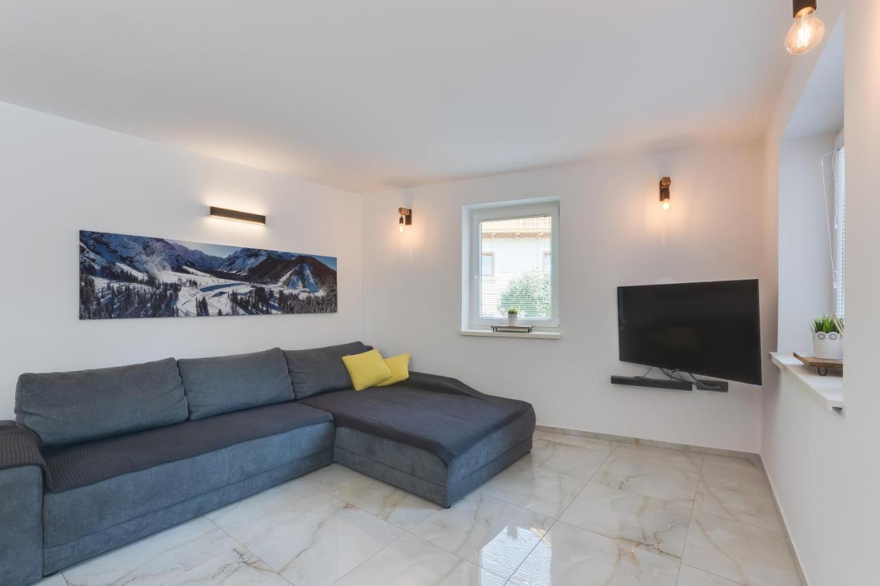 Apartments Julian Explore Ратече Екстер'єр фото